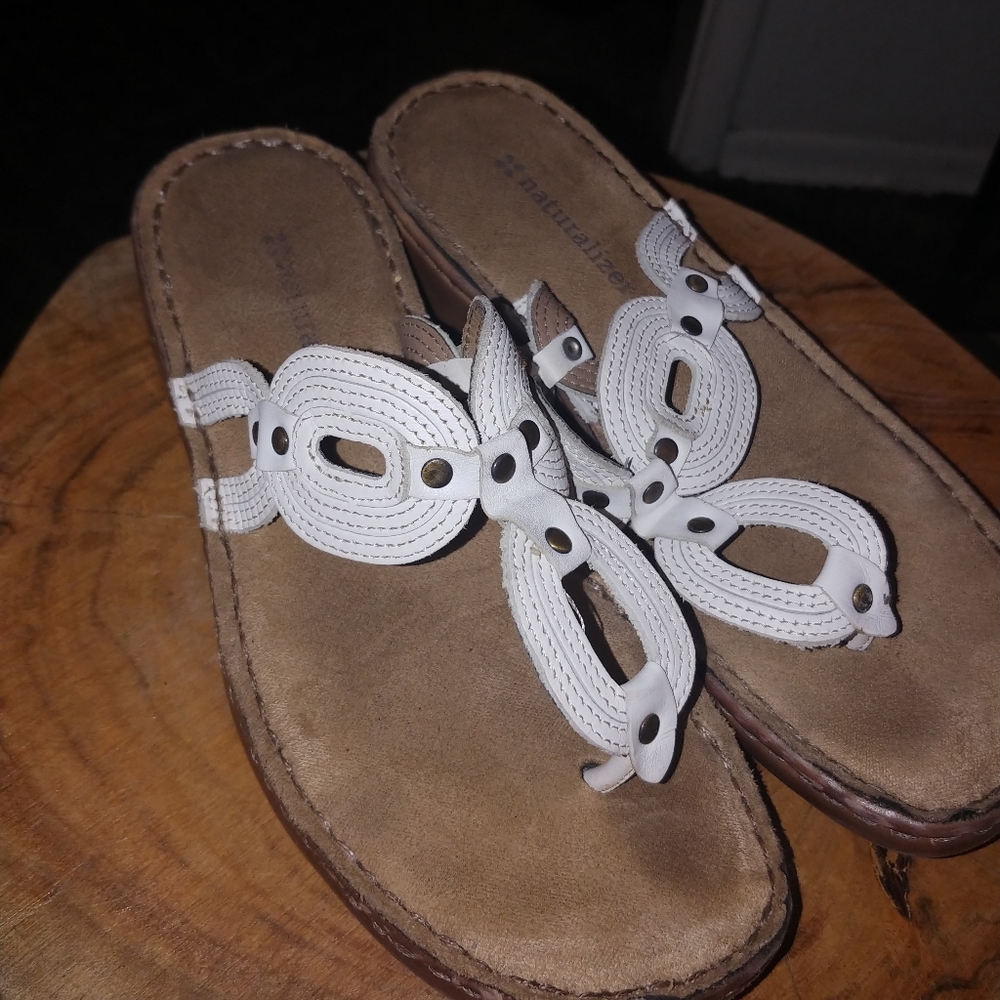 Naturlizer sandals size 5.5